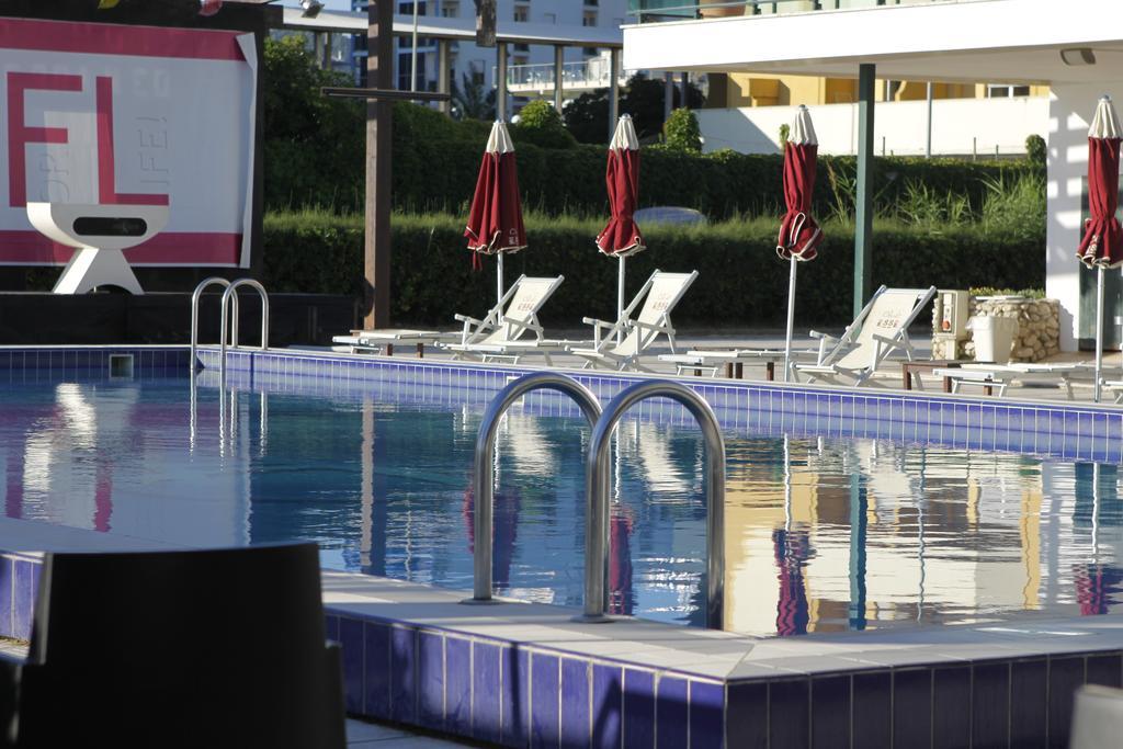 Club Esse Mediterraneo Montesilvano Marina Exteriör bild